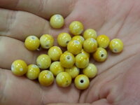 Plastová melírovaná korálka - 9 mm, žltá (10 ks)